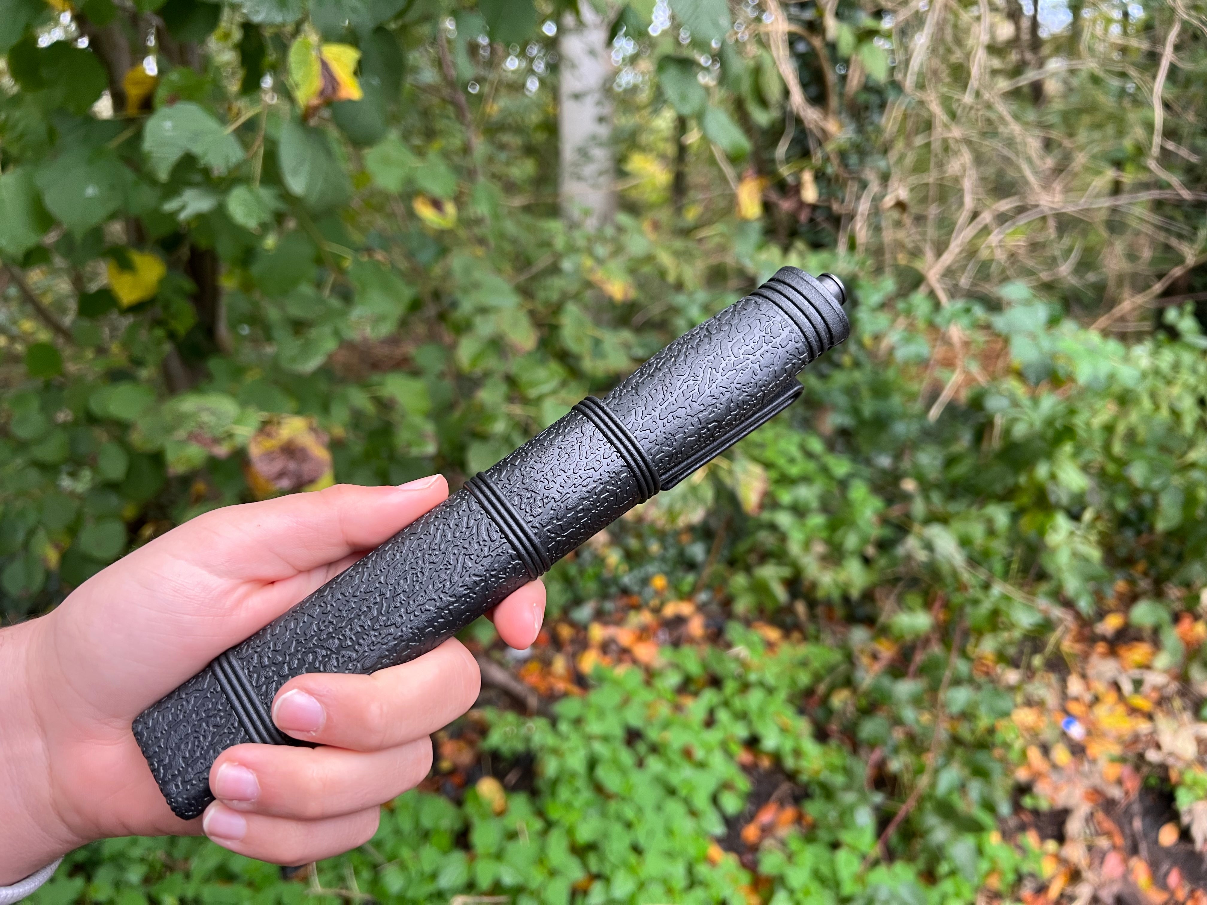 Compact Tactical Belt Knife-Black stainless steel blade & polymer handle-Incl. Belt clip sheath