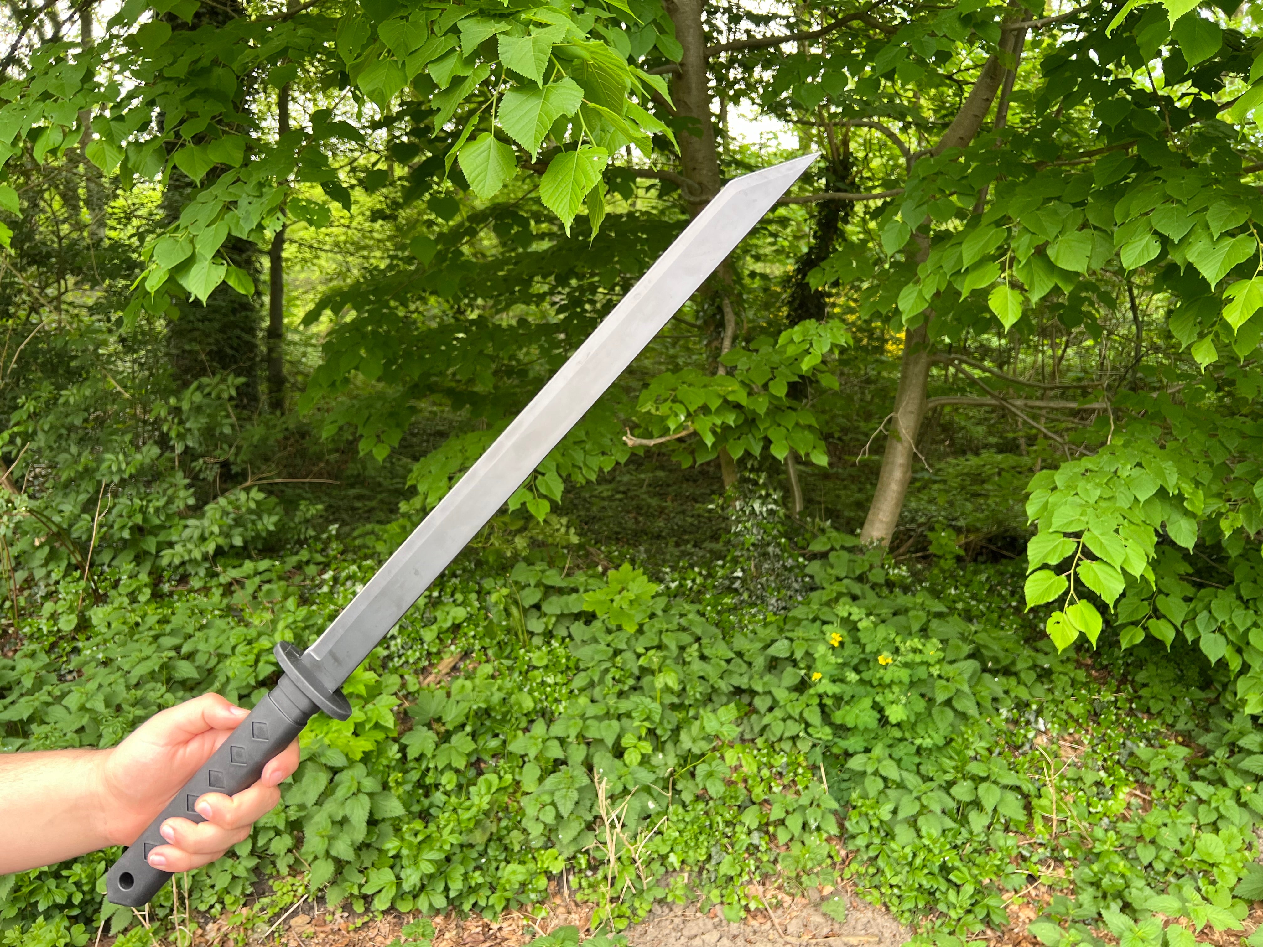 Schattenschwert-Set: Rückenschwert mit Dolchen