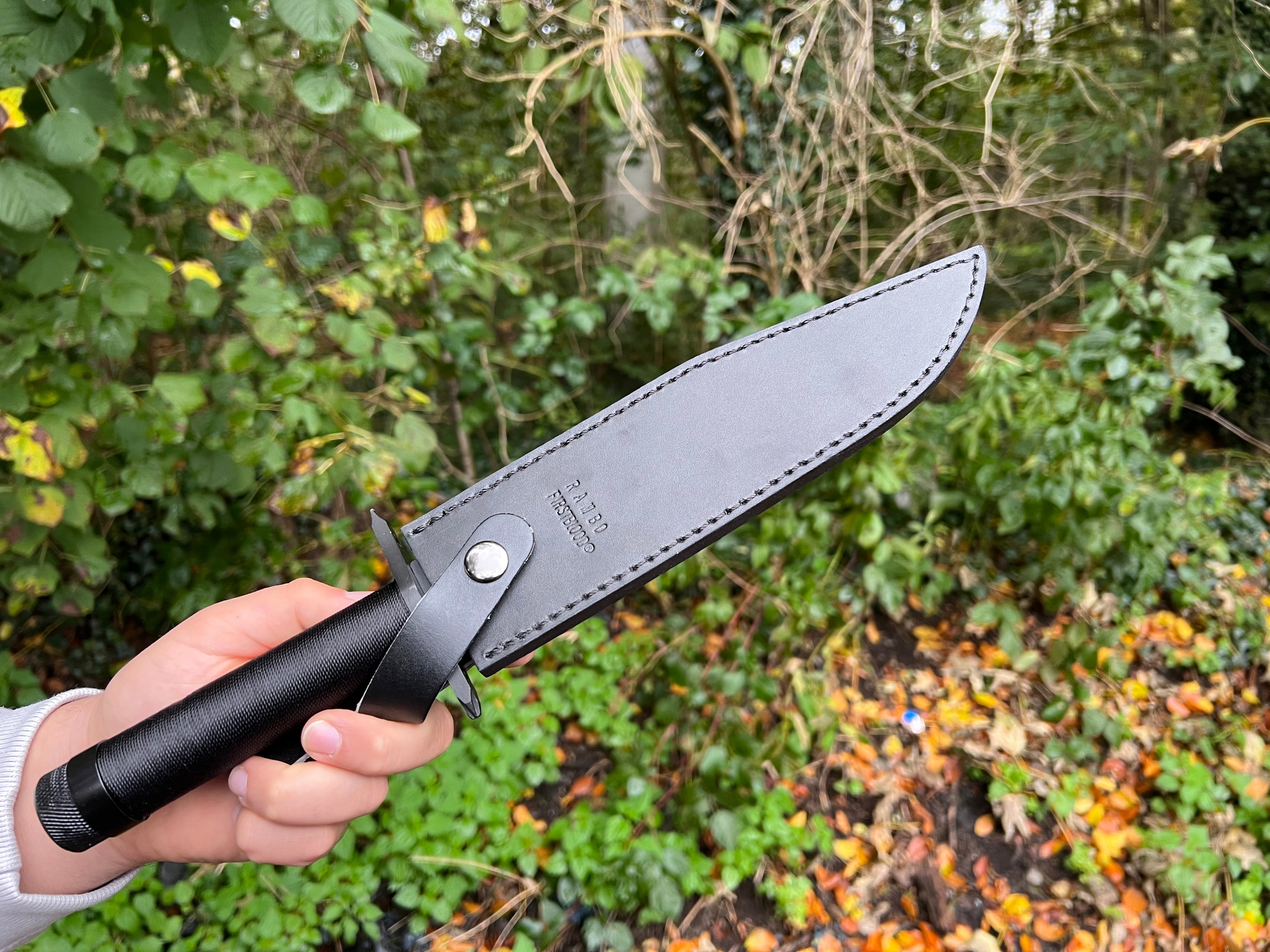 John Rambo's ready-to-fight hunting knife-Rambo First Blood