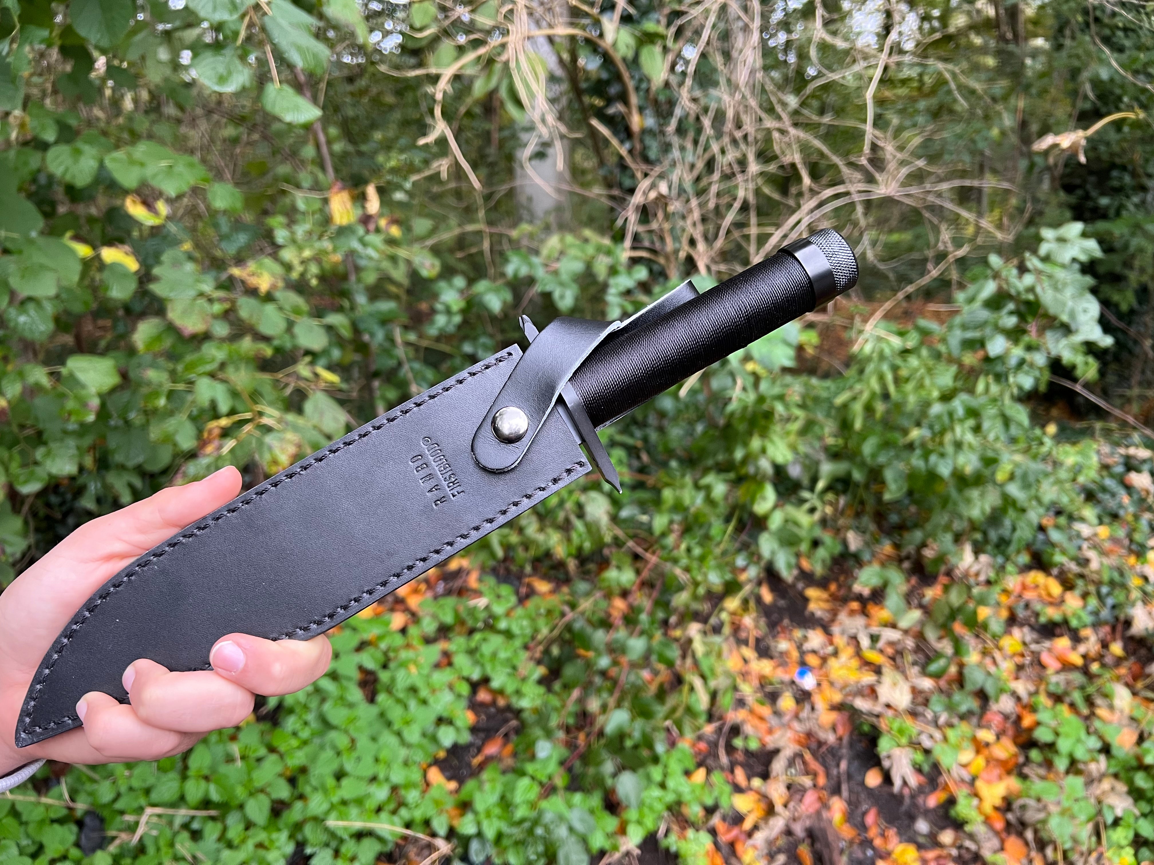 John Rambo's ready-to-fight hunting knife-Rambo First Blood