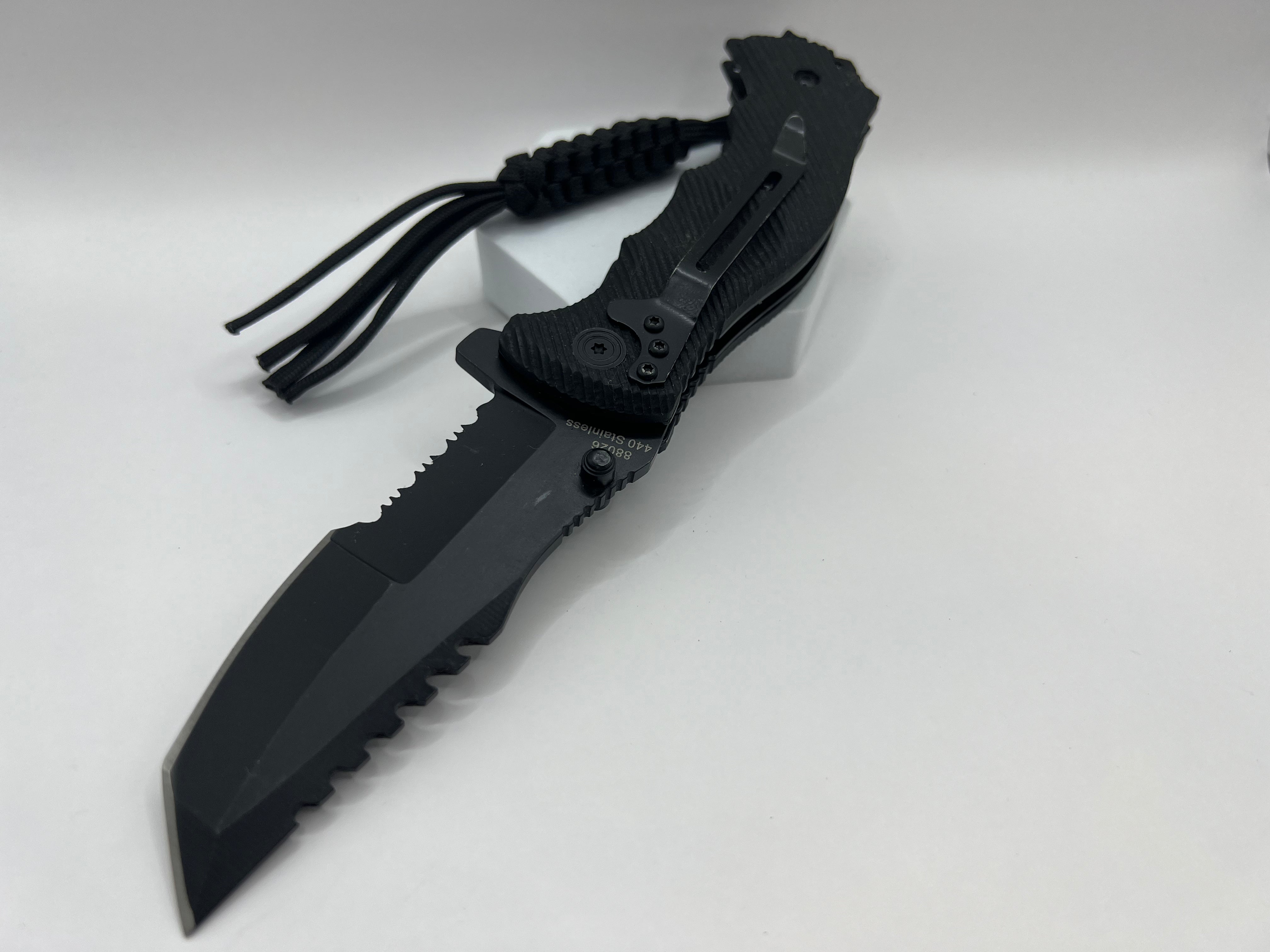 Black Field Apache Folder-The reliable insert pocket knife with spring-assisted blade opening