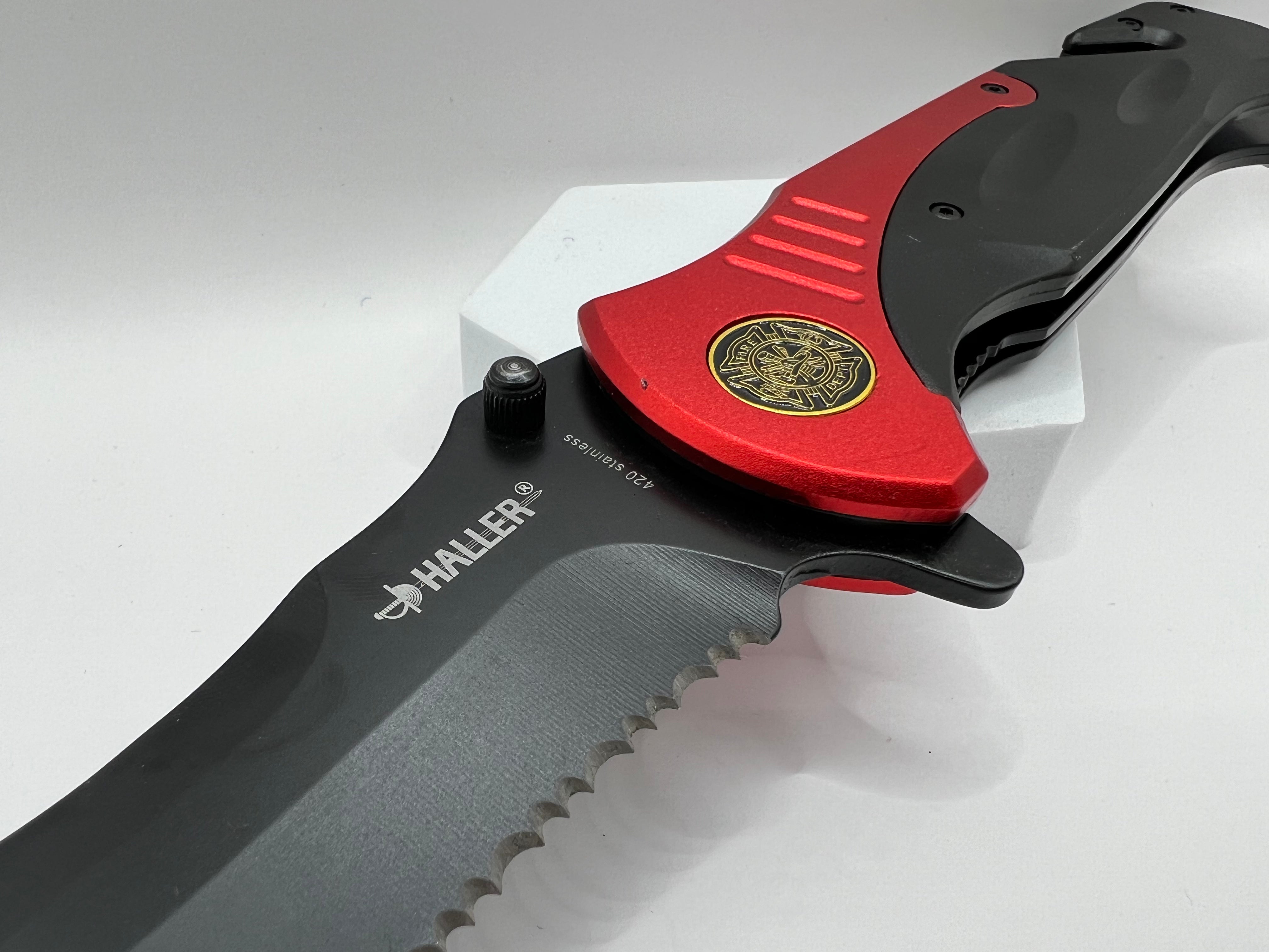 Versatile black coated pocket knife with partial wave cut