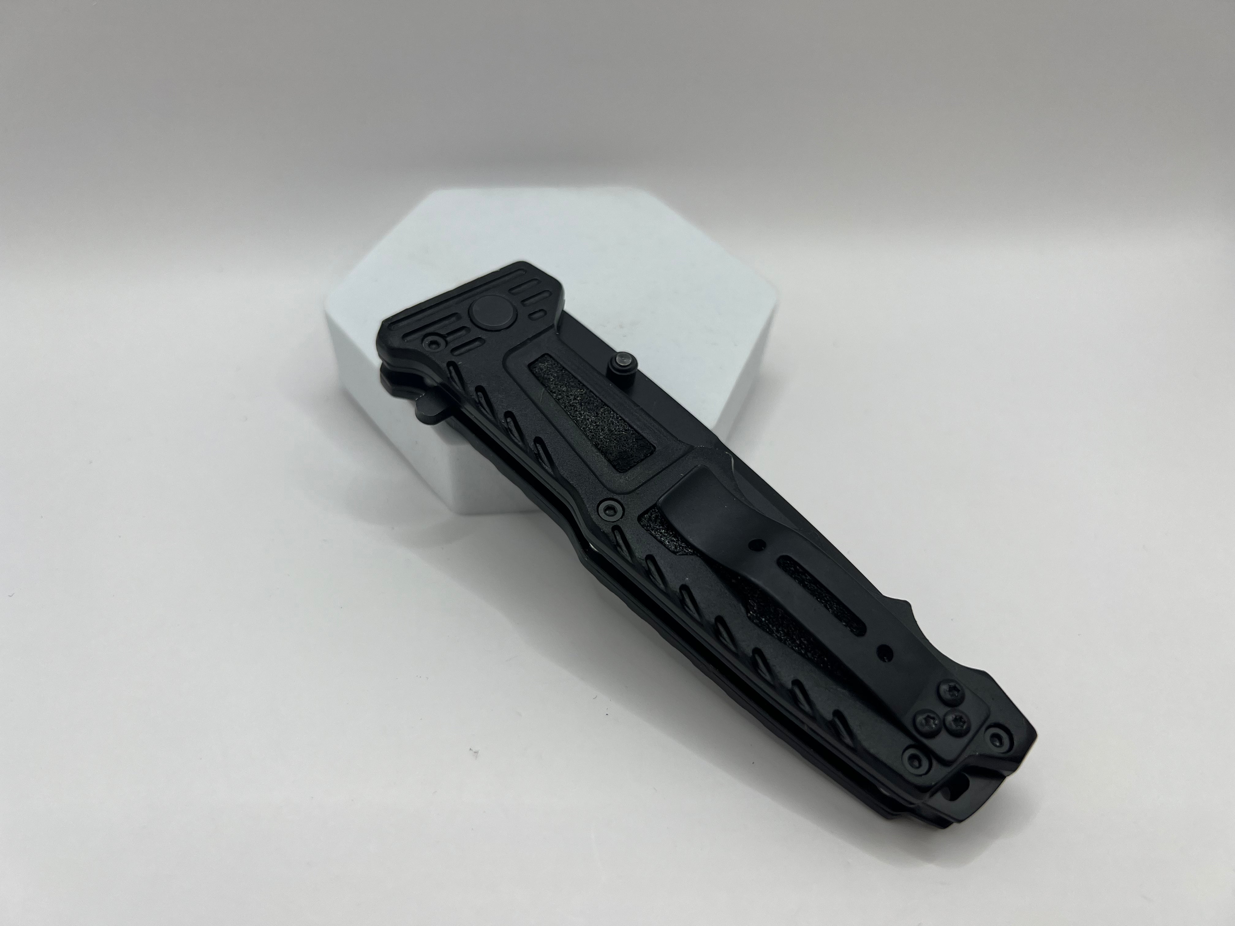 Blackfield Tac-Commander - Kraftvolles Einhandmesser für den anspruchsvollen Einsatz