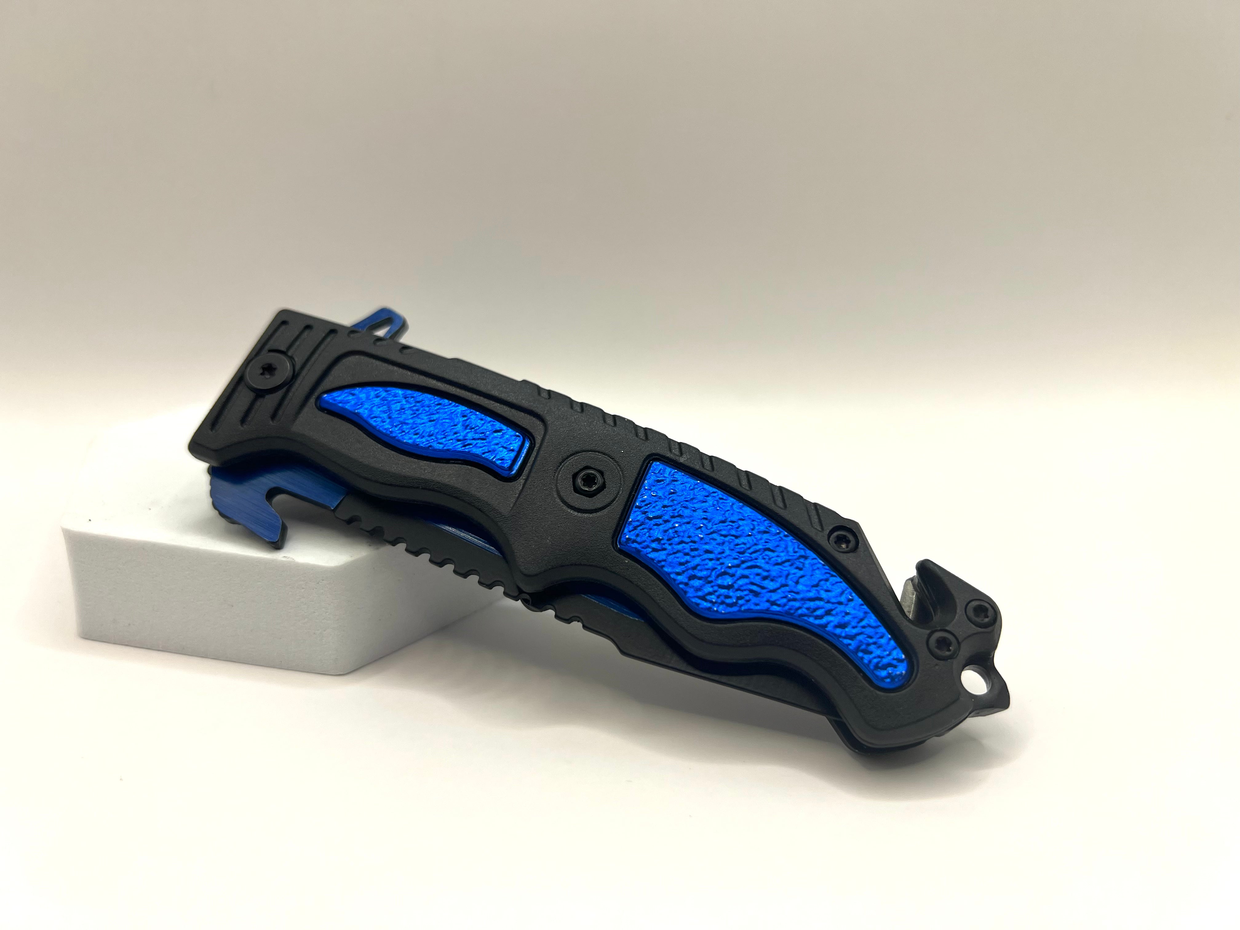 Blaues Federunterstütztes Messer (CW-142-2)