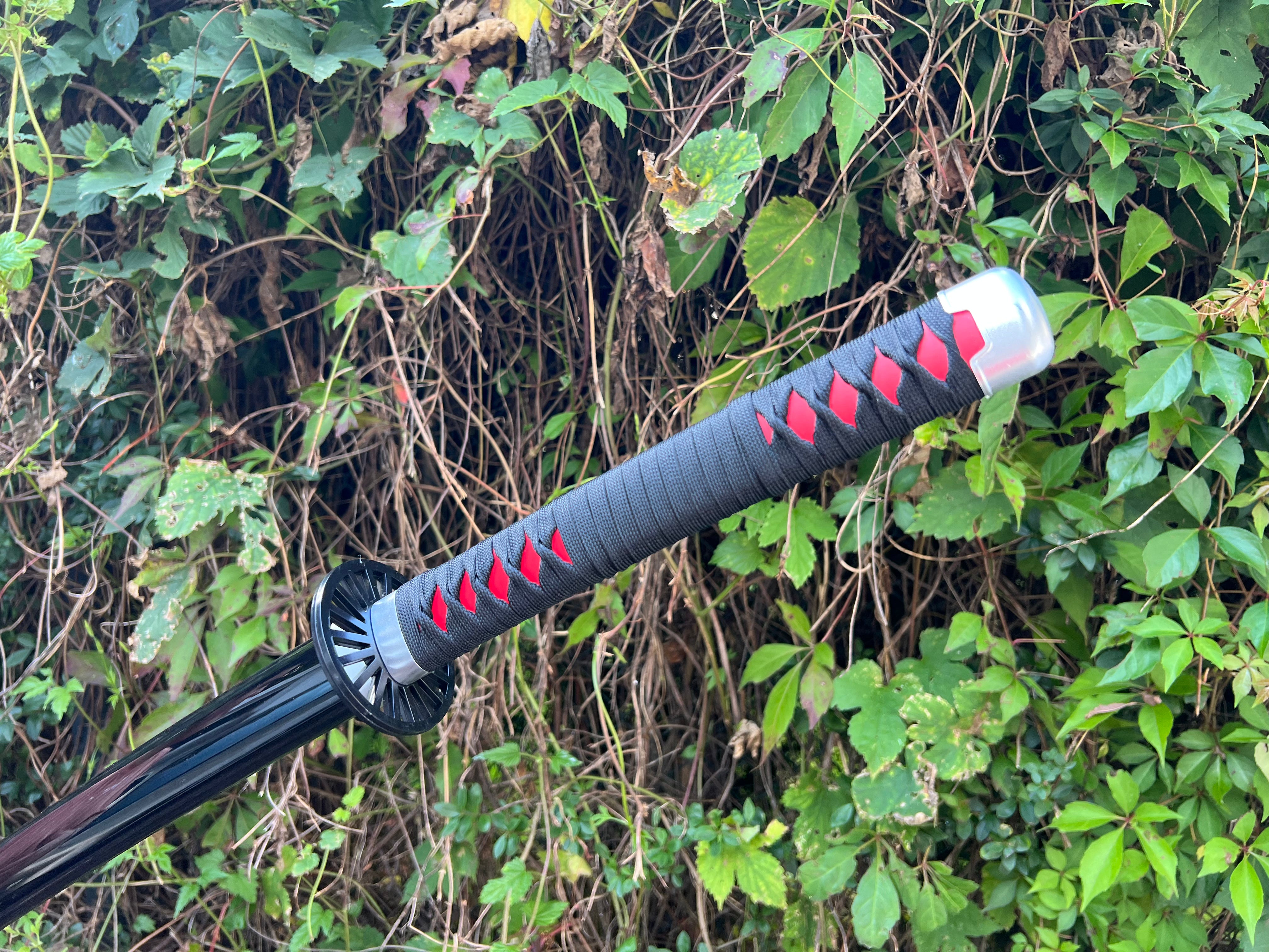 Tanjiro Katana with Bamboo Blade-Demon Slayer (Nichirin): Kimetsu No Yaiba (Pre-order)