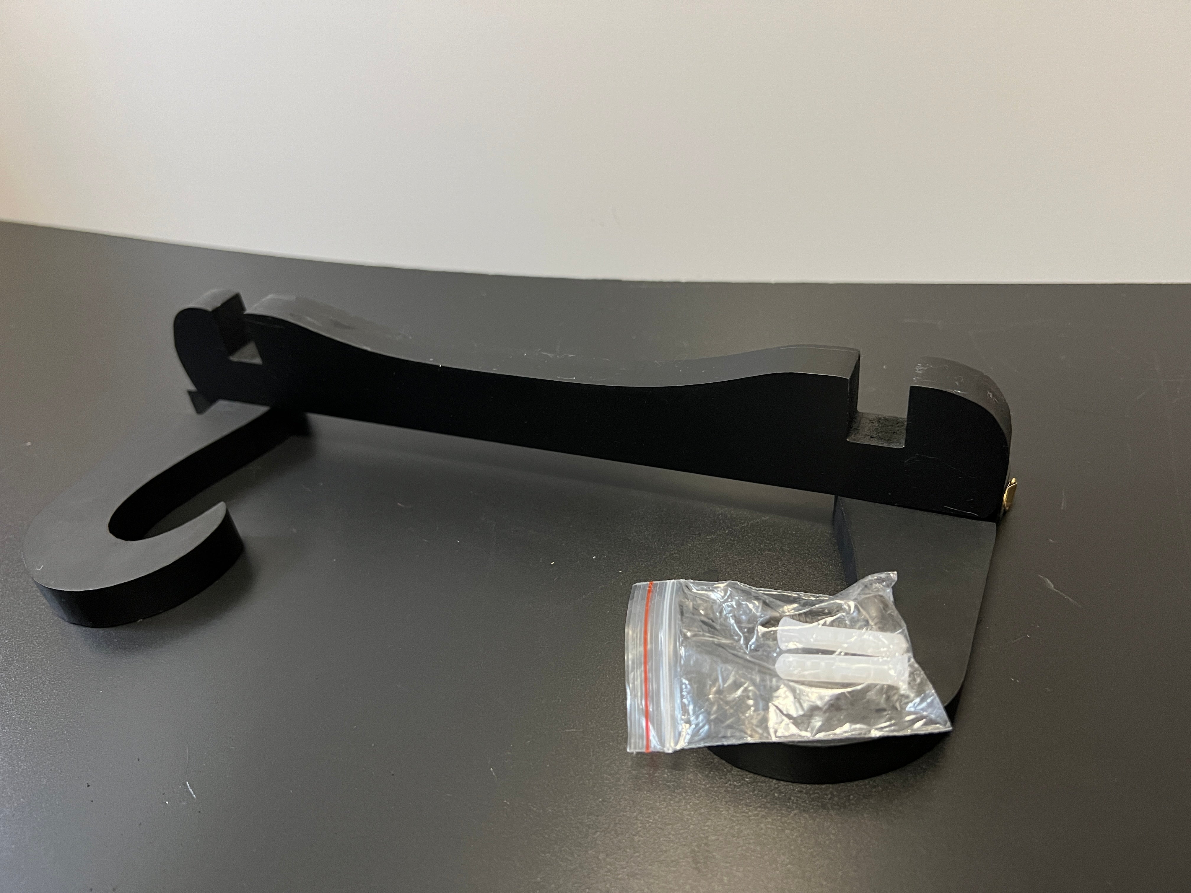 Wall mount for swords/katanas