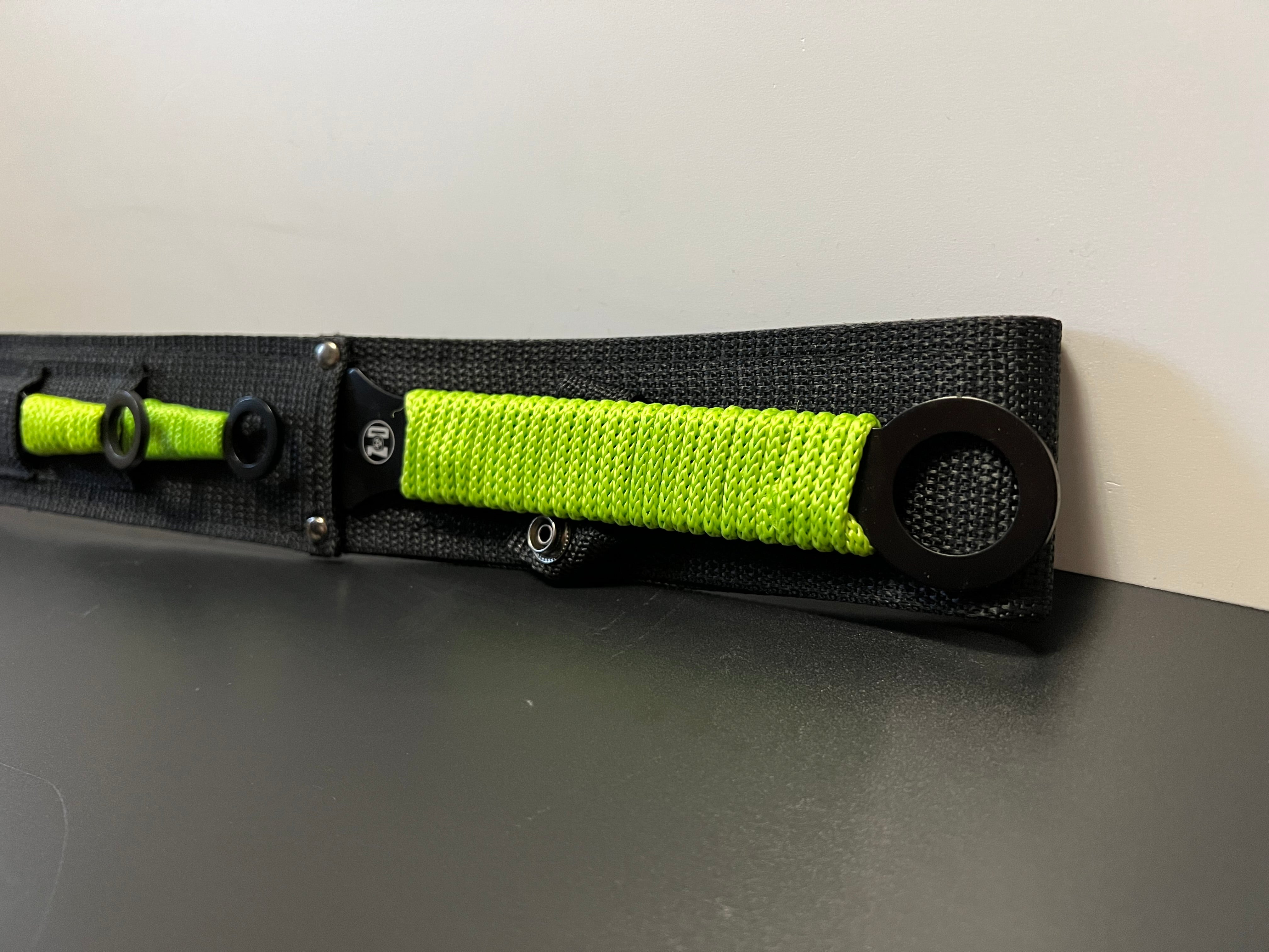 Zombie apocalypse sword with 2 throwing knives