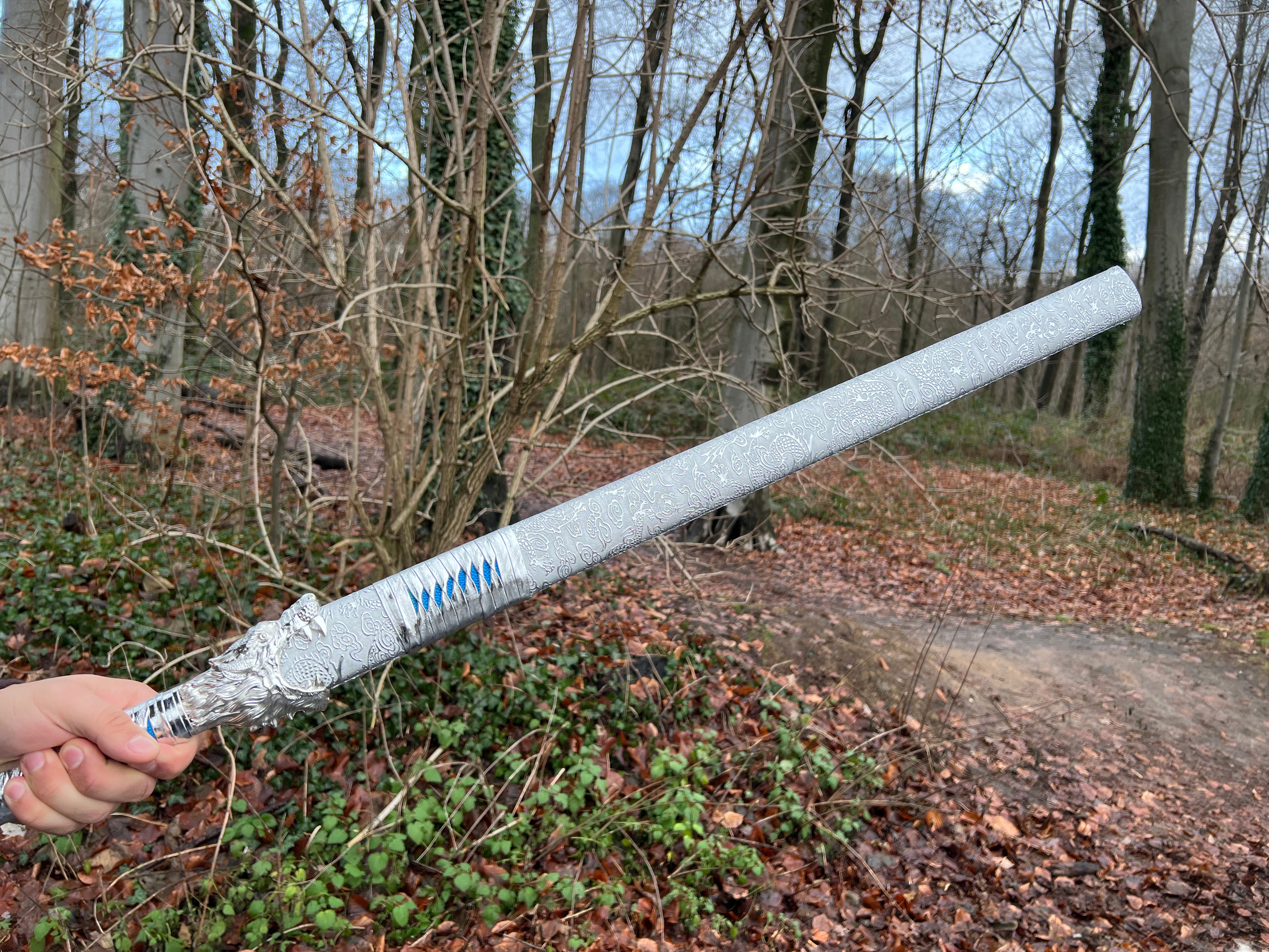 Practical hand-forged Longquan sword with wolf's head (silver)