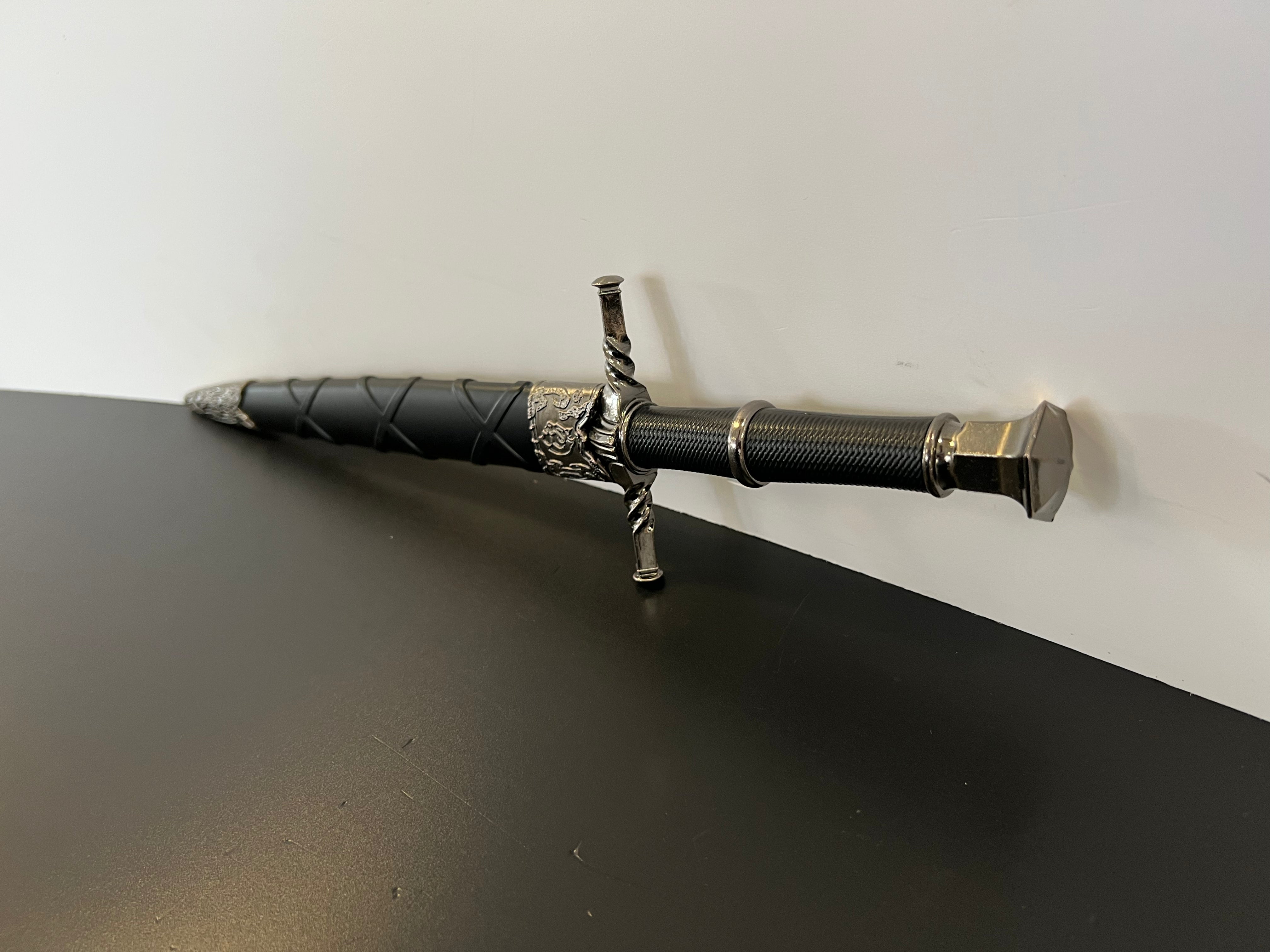 Geralt von Riva Sword Dagger-The Witcher (Pre-order)
