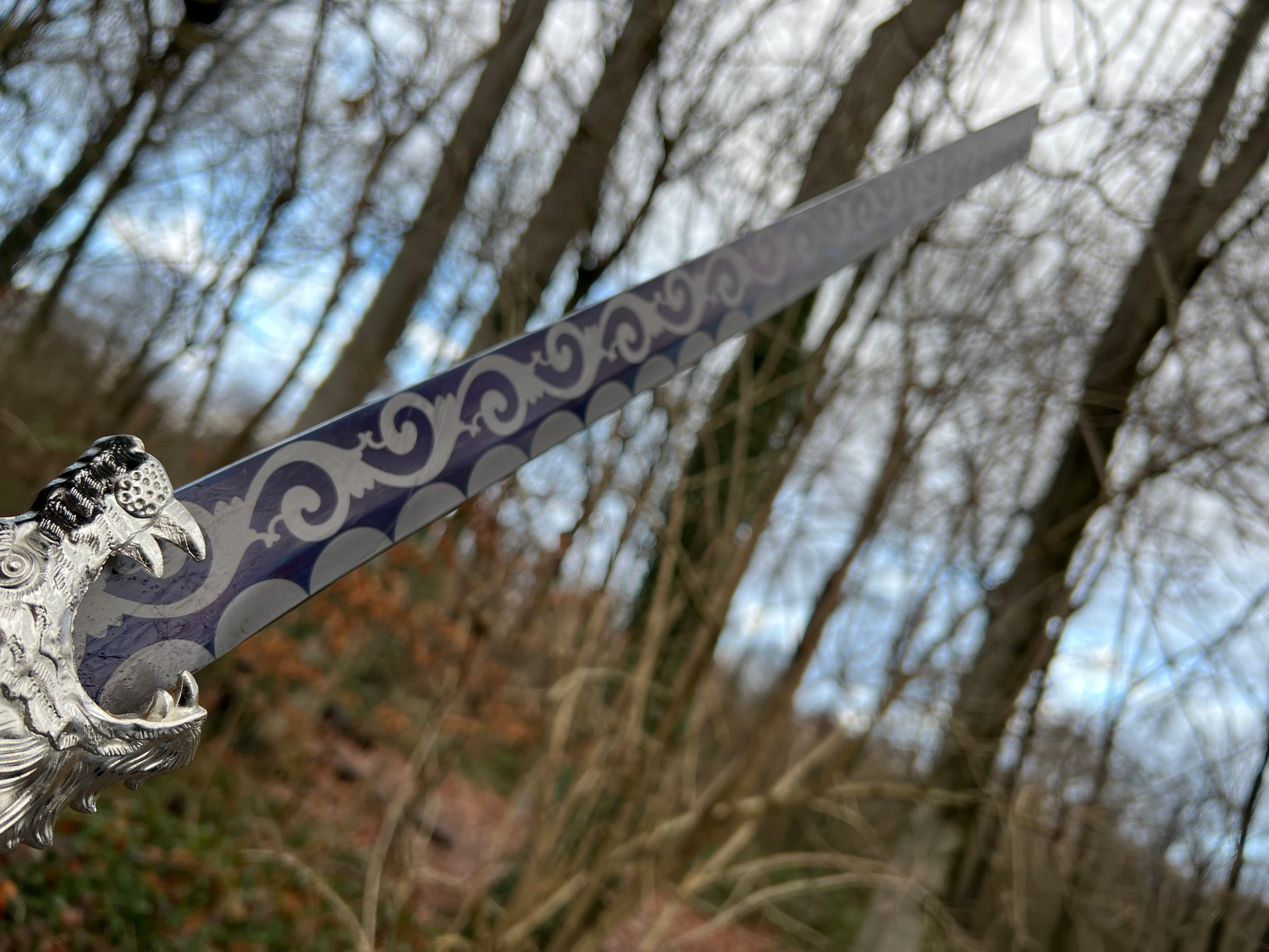 Practical hand-forged Longquan sword with wolf's head (silver)