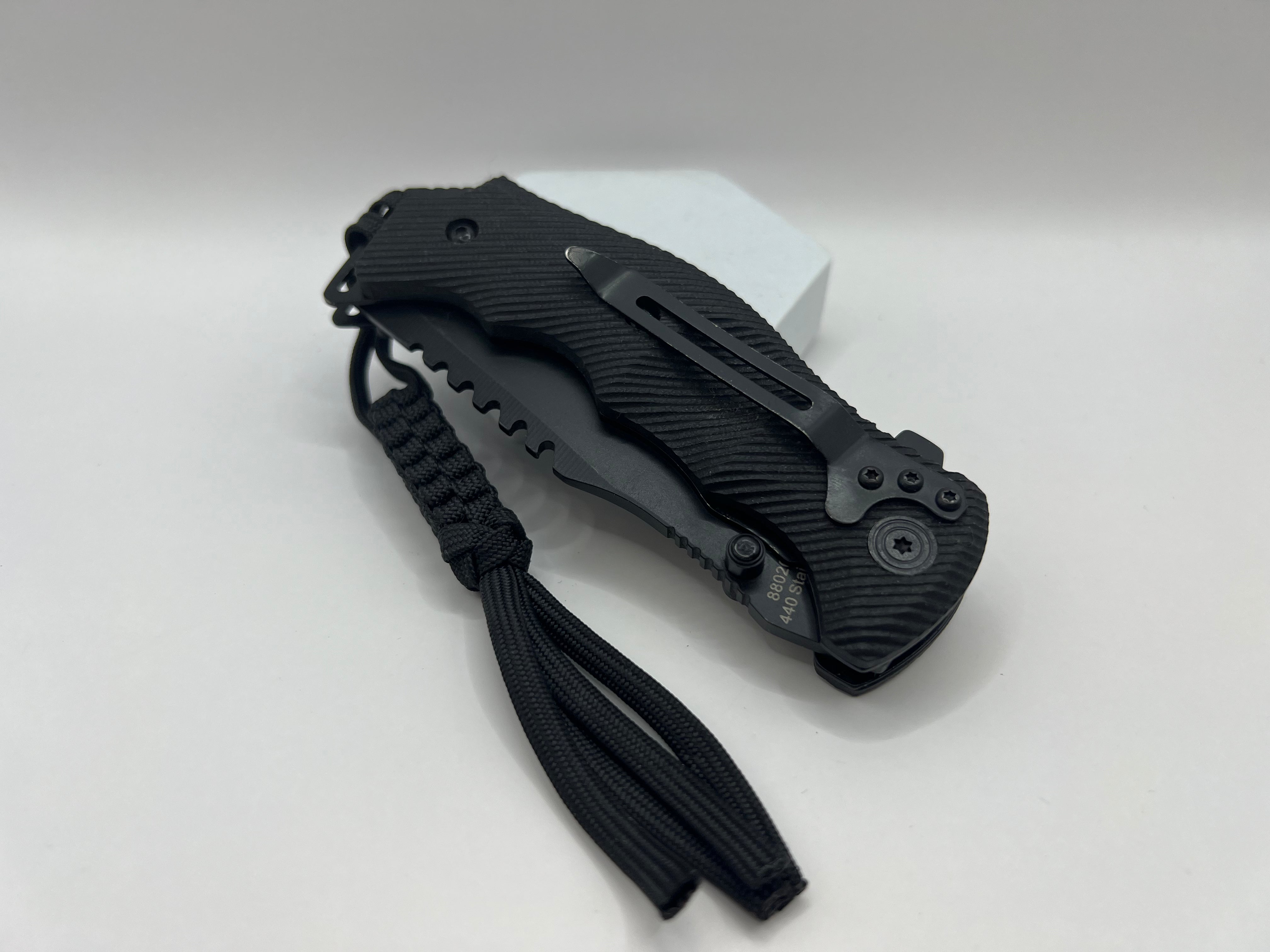 Black Field Apache Folder-The reliable insert pocket knife with spring-assisted blade opening