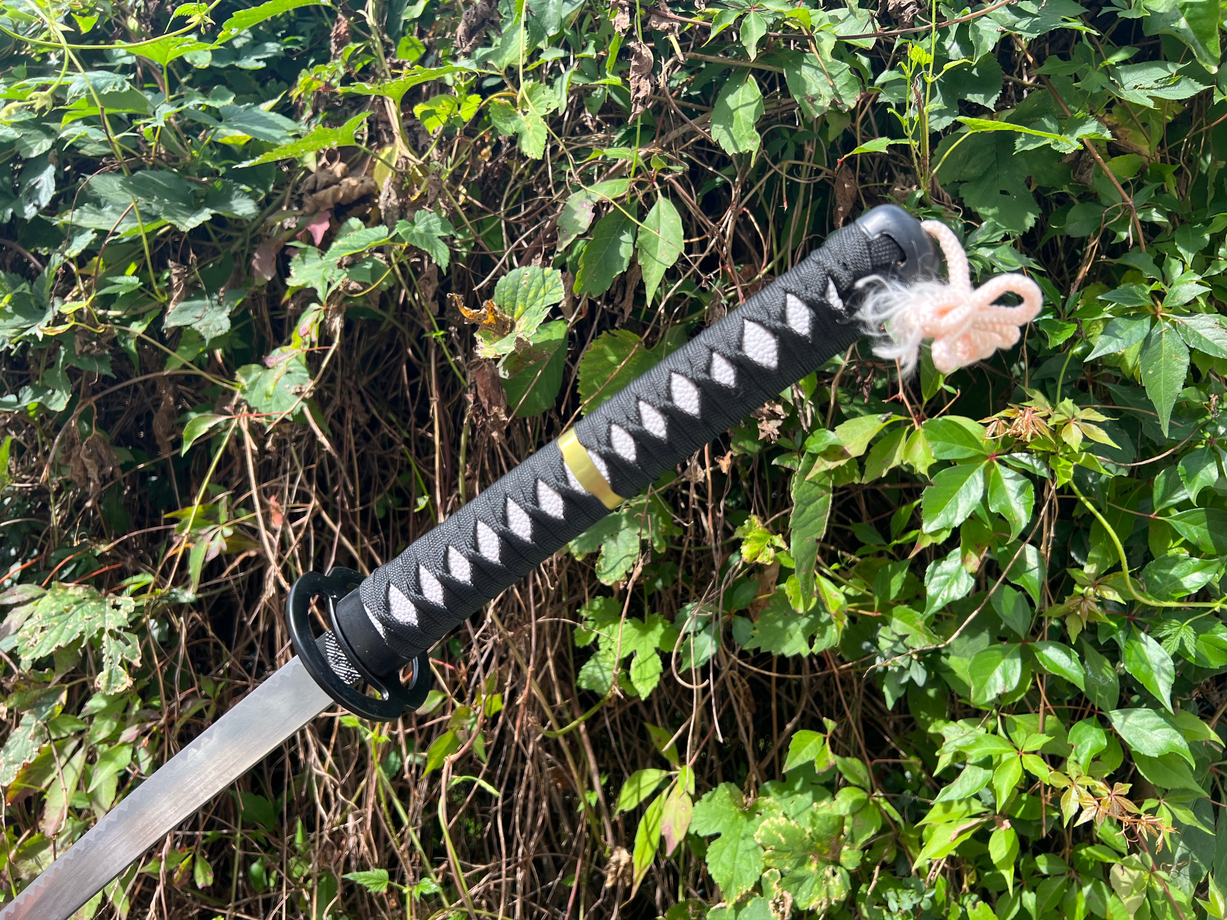 Decorative katana with carbon steel blade-masterpiece of aesthetics